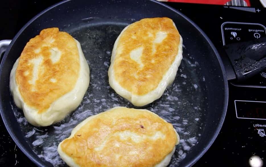 Смажені пиріжки з капустою - ПІСНА випічка. Цей рецепт тіста використовую завжди не тільки в піст: просто і бюджетно