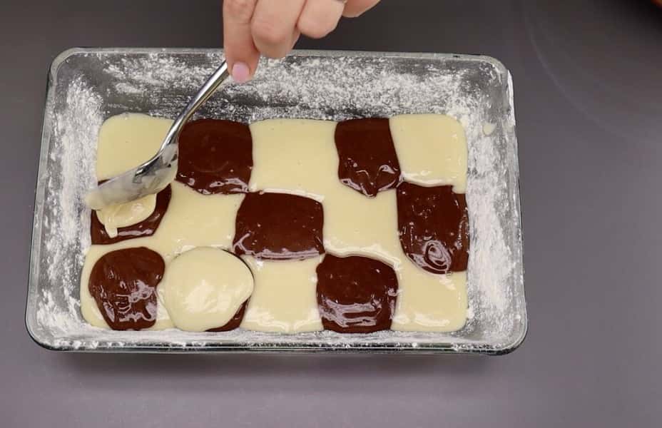 Приготувала пісний "Мармуровий" пиріг до чаю: ніхто й не здогадався, що він зроблений без яєць, масла та молока