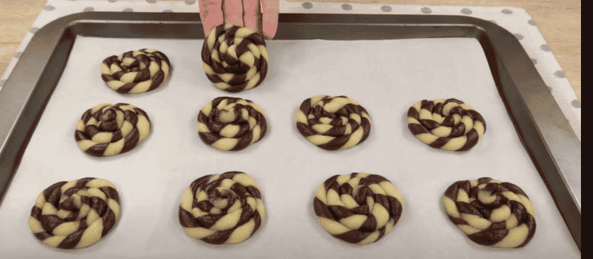 Шоколадно-ванільне печиво до чаю "Дві дороги" - найпростіша і найсмачніша випічка, ділюсь оригінальним формуванням