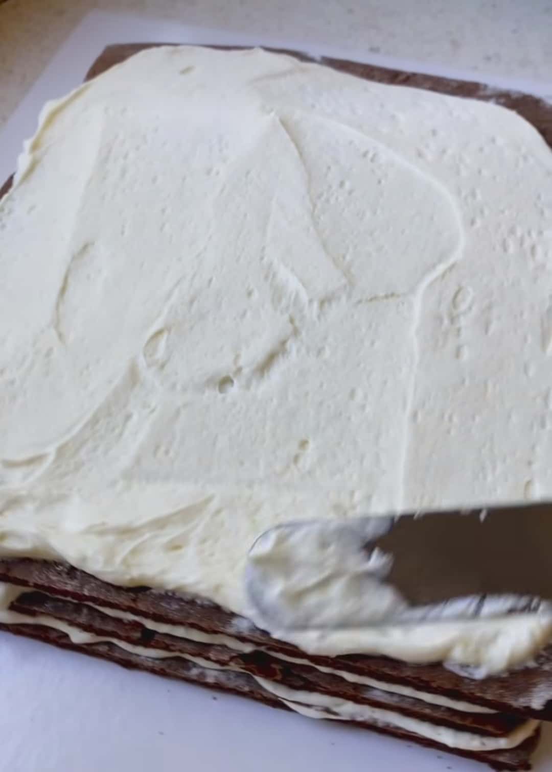 Неймовірно смачнющий торт "Нутелла" - я б і не подумала, що так просто готується ( швидкий рецепт на "швидку руку")