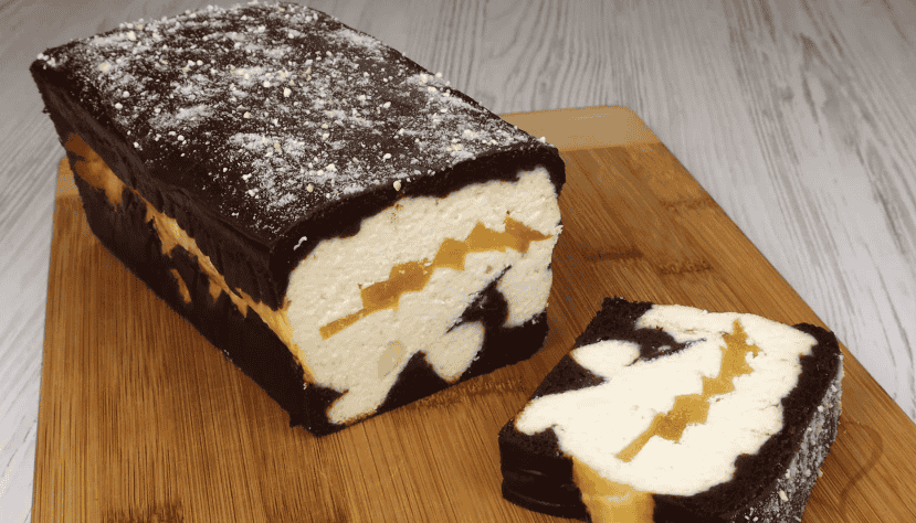 Ніжний сирник на литому шоколадному тісті з персиковим візерунком - розкішний рецепт від української господині