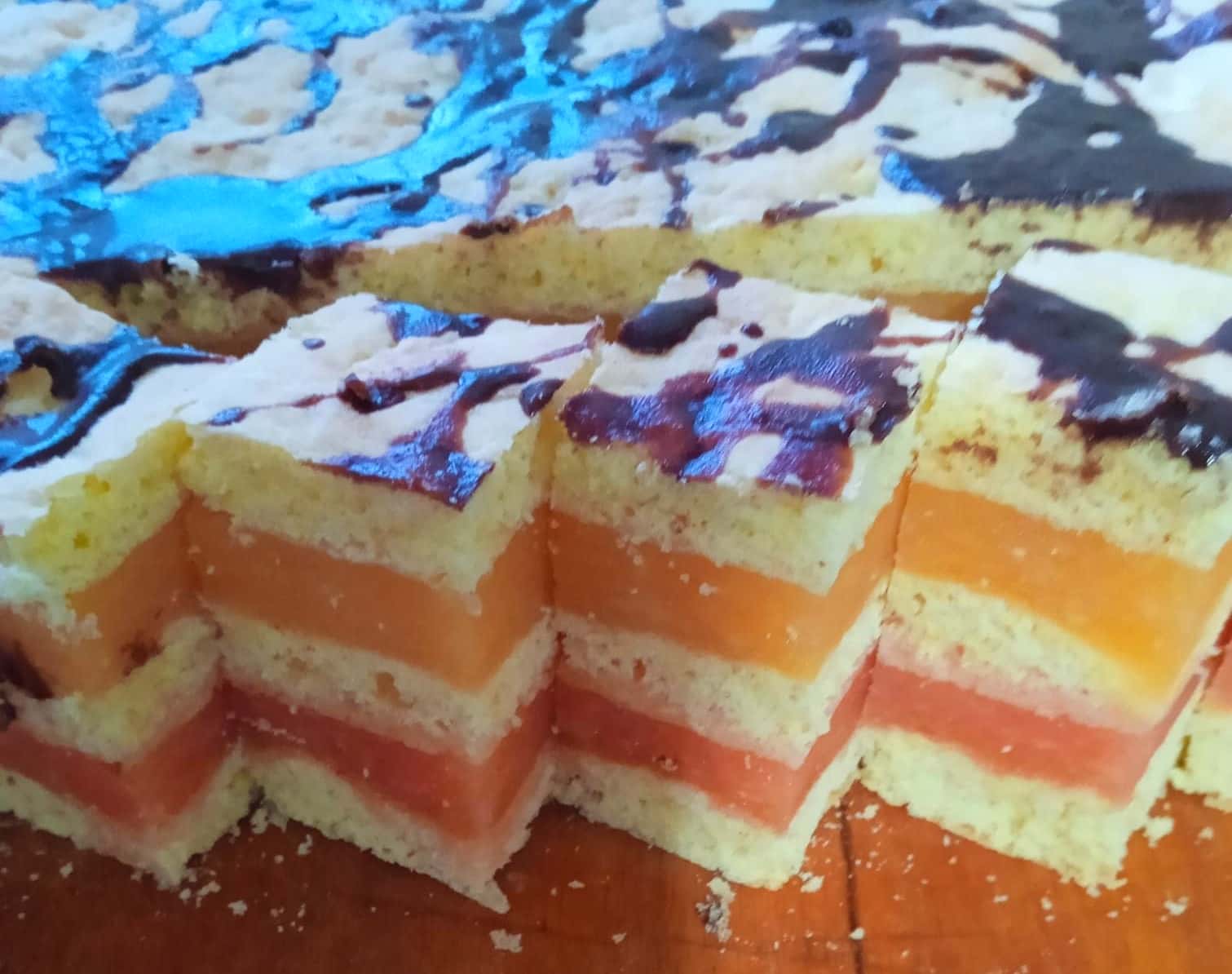 Пляцок з яблучним кремом - це неймовірна смакота! Простенький, перевірений рецепт від української господині