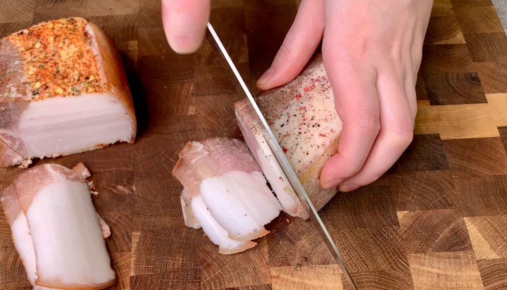 764fb7d17998a98bb49d132f72a2fbc3