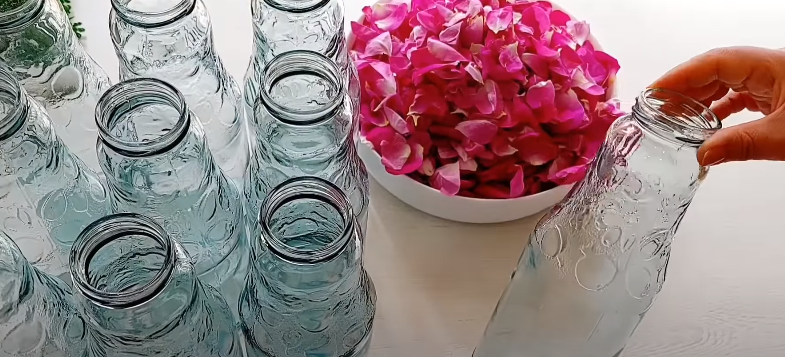 Найсмачніший напій у світі - з пелюсток троянд! Ви повинні його спробувати "Трояндове мохіто" на зиму