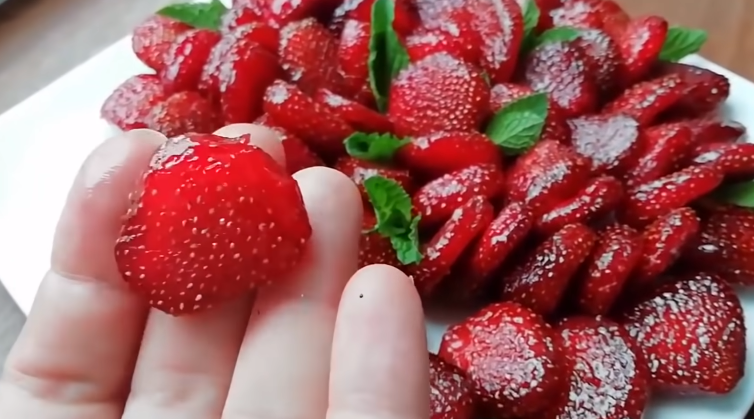 Цукати із полуниці в домашніх умовах - найкращий рецепт, з яким справиться кожна господиня
