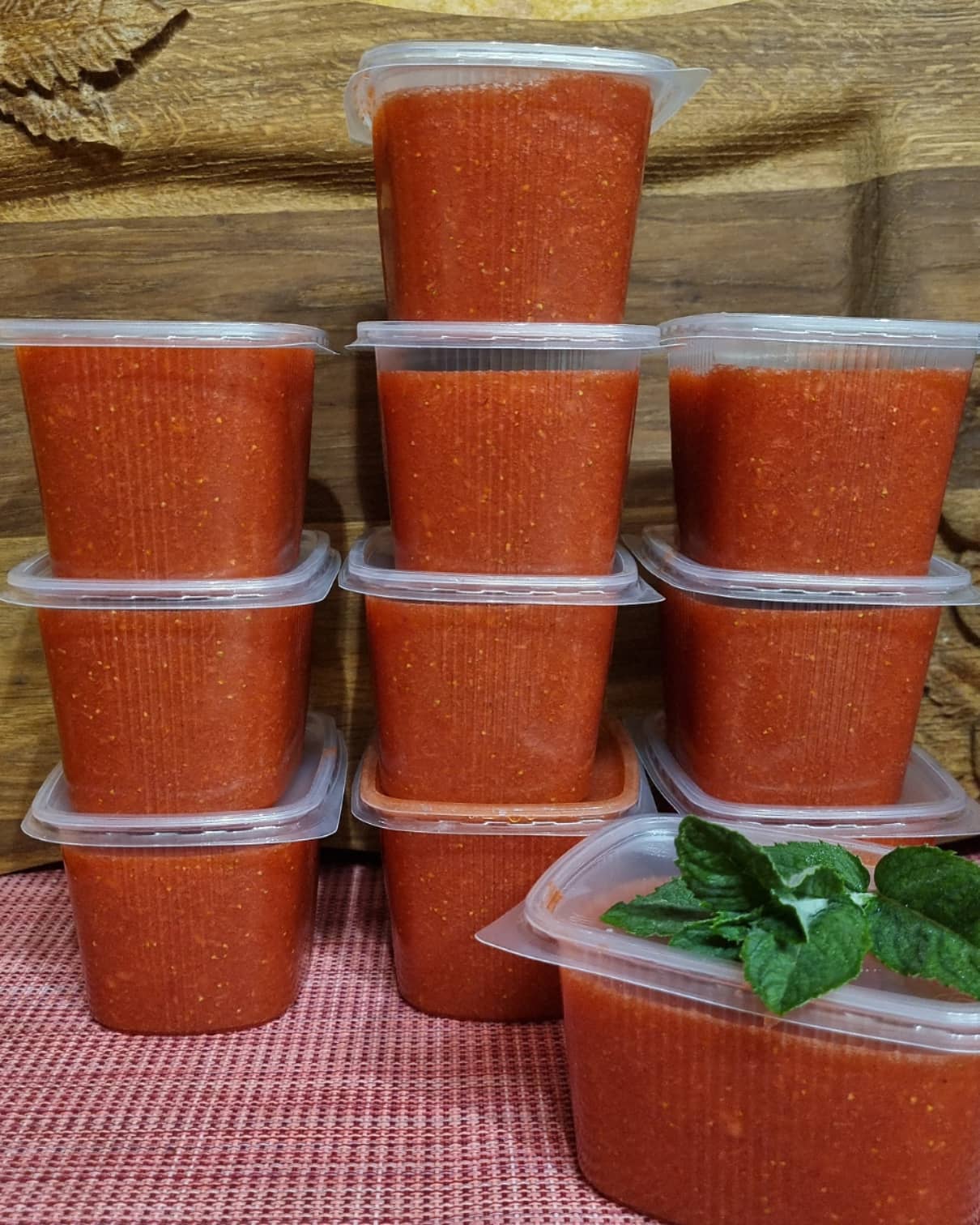 Показую, які заготовки я роблю з полуниці на зиму і не тільки. В мене вони є щороку на постійній основі