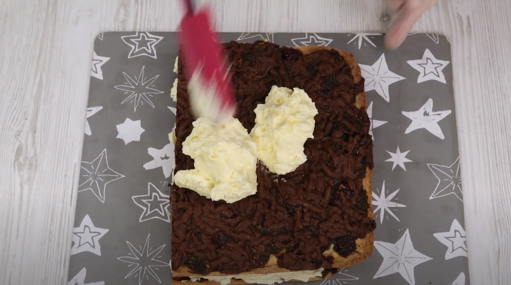 Розкішний пляцок «Татранський» - пісочна випічка з розрізом гірських краєвидів. Чудовий рецепт від української господині