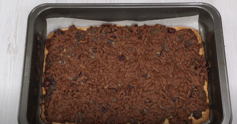 Розкішний пляцок «Татранський» - пісочна випічка з розрізом гірських краєвидів. Чудовий рецепт від української господині