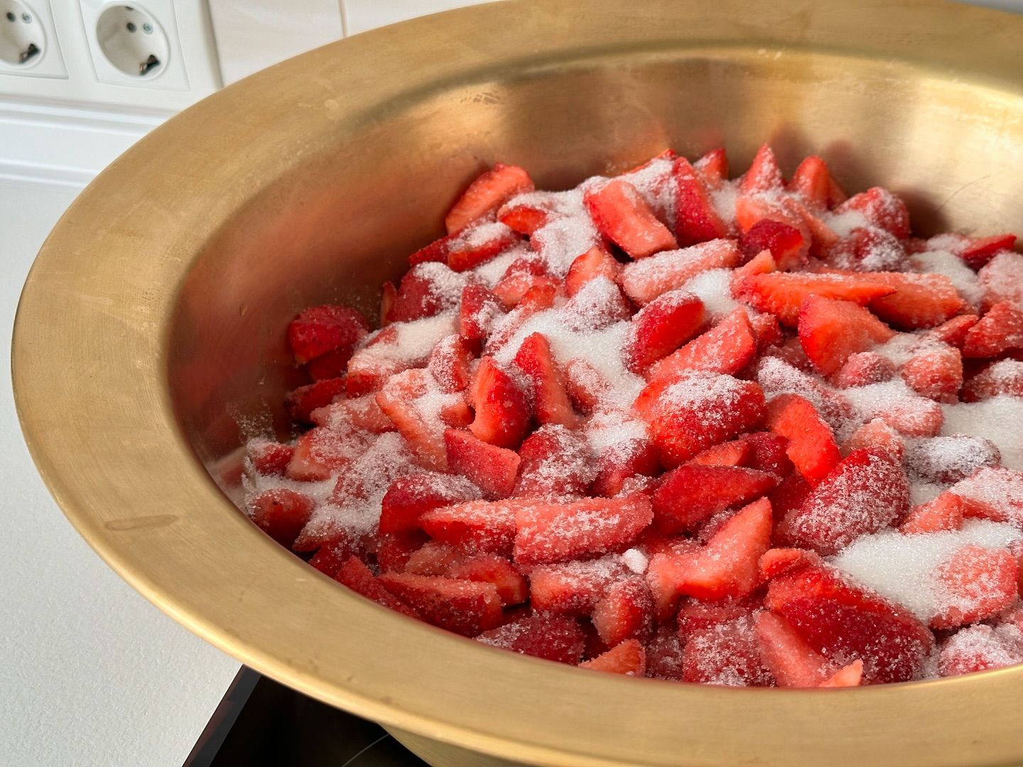 Це найкращий спосіб приготування! Джем або конфітюр з полуниці на зиму: густенький, ароматний і неймовірно смачнющий