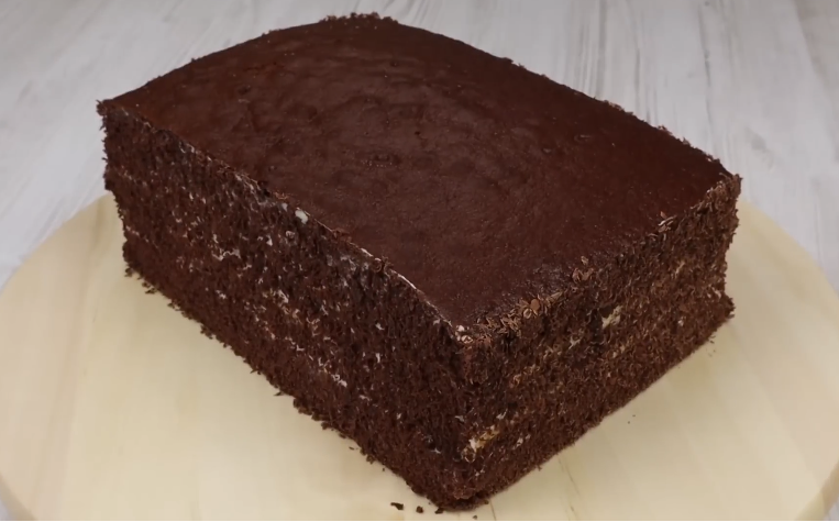 «Чорне і Біле» - розкішний пляцок, який смакує всім. Покроковий рецепт від української господині