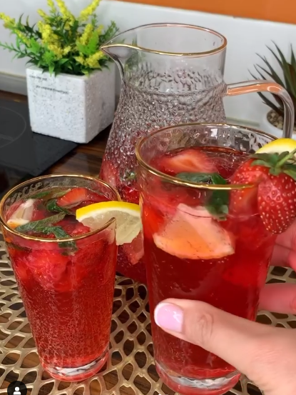 Цей освіжаючий напій готую все літо! Полуничний мохіто - швидко, смачно і дуже просто