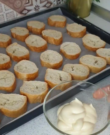 Такий перекус зникає із столу зі швидкістю світла! Швидкі супер-хрусткі бутерброди - смачно, але одне але, їх завжди мало