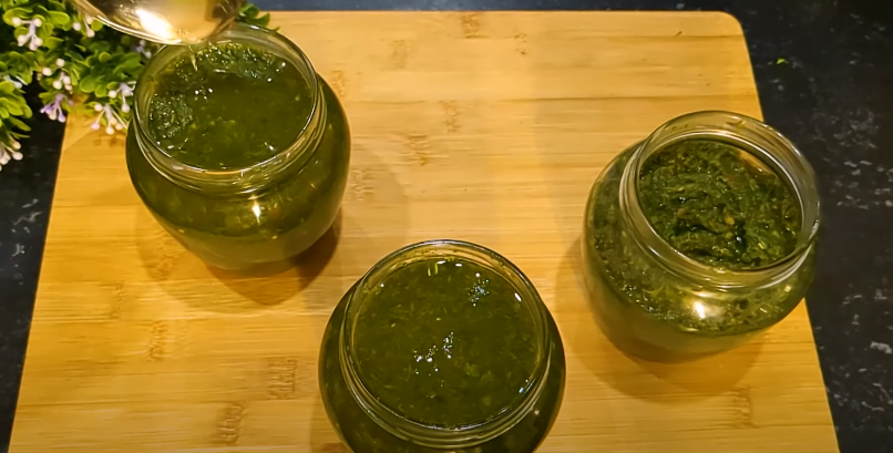 Свіжа ЗЕЛЕНЬ у будь-яку пору року! Цей соус із петрушки Ви будете готувати завжди! Рецепт завжди свіжої та ароматної зелені (БЕЗ стерилізації)