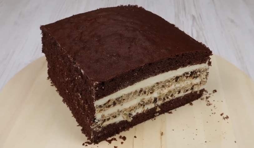 «Чорне і Біле» - розкішний пляцок, який смакує всім. Покроковий рецепт від української господині