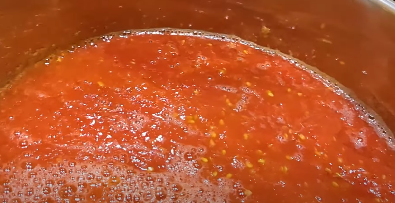 Баночку відкриваю і всі ситі! Салат "Квасоля стручкова з овочами" - чудовий рецепт смачної і ситної заготовки на зиму!
