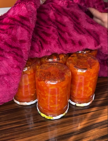 Салат "Анкл Бенс" з кабачків на зиму. Виходить надзвичайно смачний і готується просто - обов'язково беріть на замітку