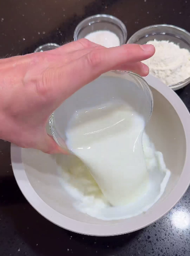 Найсмачніша «Шкільна піца». Цей шикарний рецепт піци мені підказали у їдальні місцевої школи