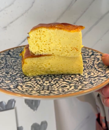 Рецепт цього омлету в мене просять всі! Пишний омлет на сніданок для всієї сім'ї лише з 3 інгредієнтів