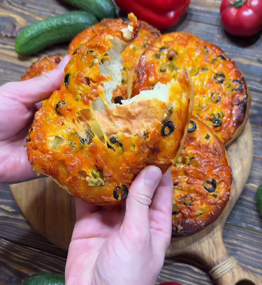 Найсмачніша «Шкільна піца». Цей шикарний рецепт піци мені підказали у їдальні місцевої школи