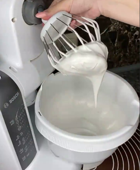 Ті самі трубочки з дитинства! Листкові трубочки з білковим кремом - це так смачно, що словами не передати!