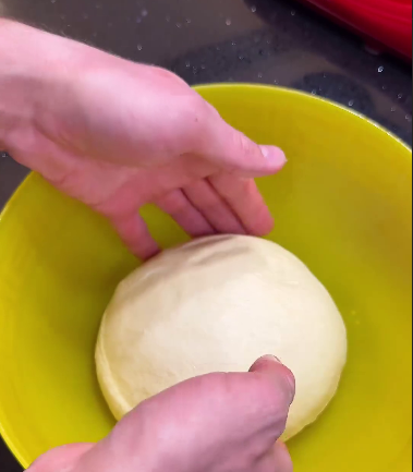 Найсмачніша «Шкільна піца». Цей шикарний рецепт піци мені підказали у їдальні місцевої школи