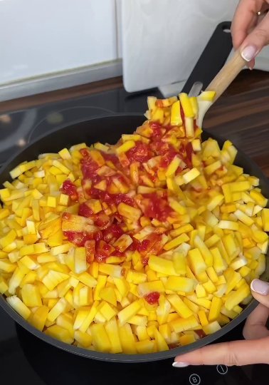 Салат "Анкл Бенс" з кабачків на зиму. Виходить надзвичайно смачний і готується просто - обов'язково беріть на замітку