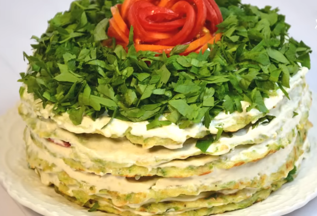 Мій улюблений закусочний торт! Кабачковий торт з помідорами і плавленим сиром - дуже смачний і соковитий