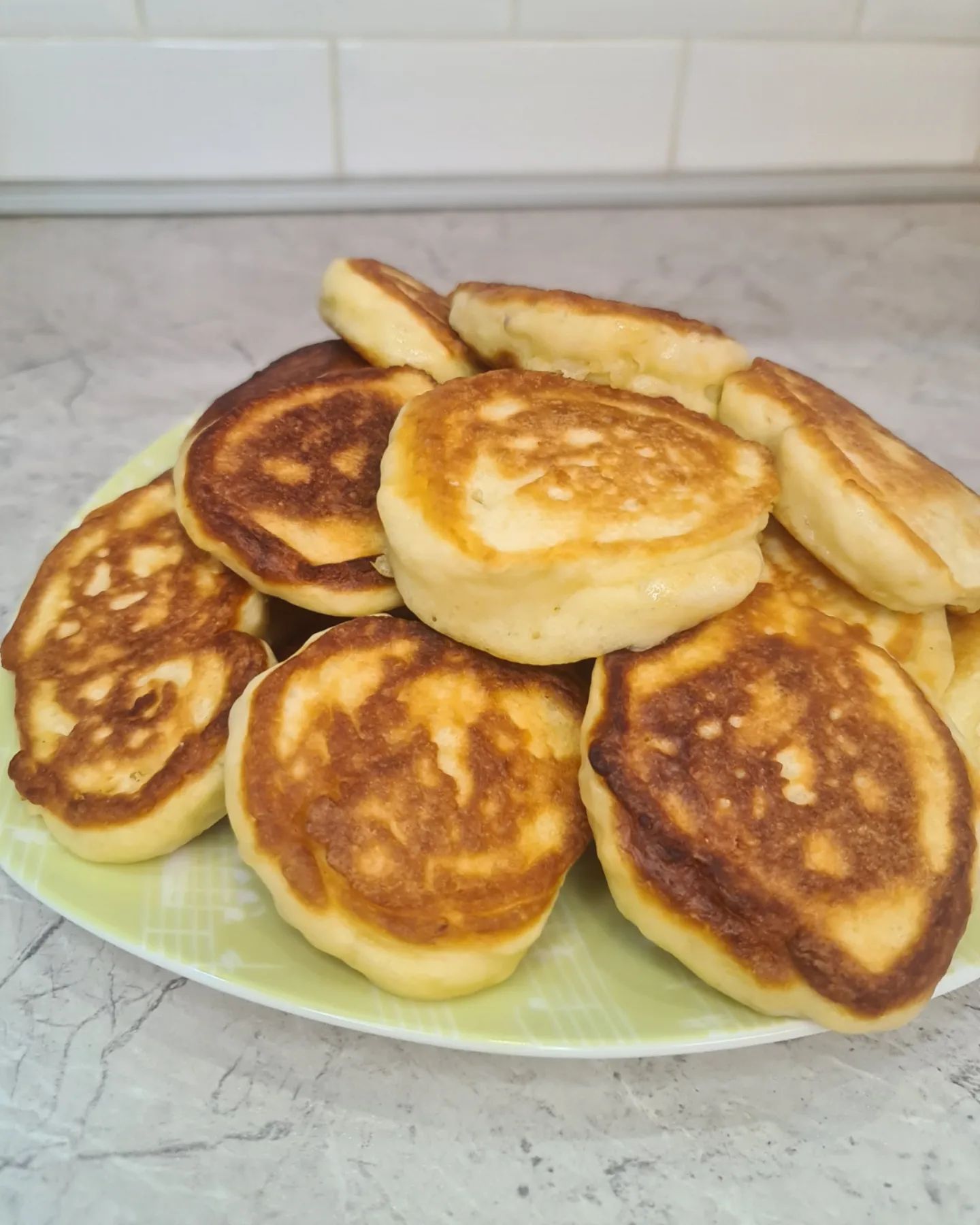 Пишні оладки на кефірі за матусиним рецептом. Виходять завжди і у всіх - рекомендую!