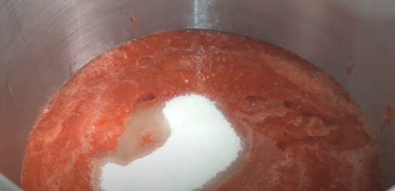 Лечо на зиму без оцту та стерилізації! Найпростіший рецепт смачної заготовки з перцю та помідорів