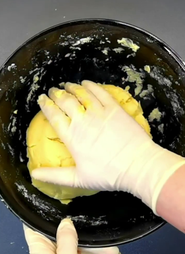 Сирний насипний пиріг, що тане в роті. Цей рецепт для мене просто знахідка, ніжний і дуже смачний!