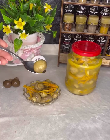 Вони виходять просто нереально смачними! Мариновані печериці по-мисливськи