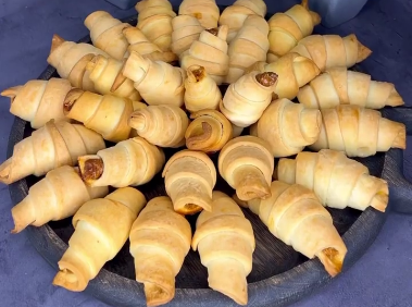 Кращого рецепта ще не зустрічала! Найвдаліше пісочне тісто! Рогалики зі згущеним молоком