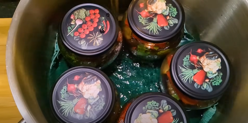 Взимку пальчики оближеш! Найсмачніші баклажани із солодким перцем на зиму! Все дуже просто, а результат суперовий!