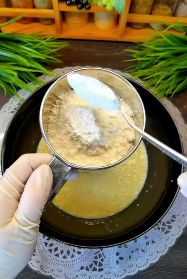 Той самий цукровий пиріг на дріжджах з мого дитинства - ніжний та дуже смачний, печу на швидку руку!