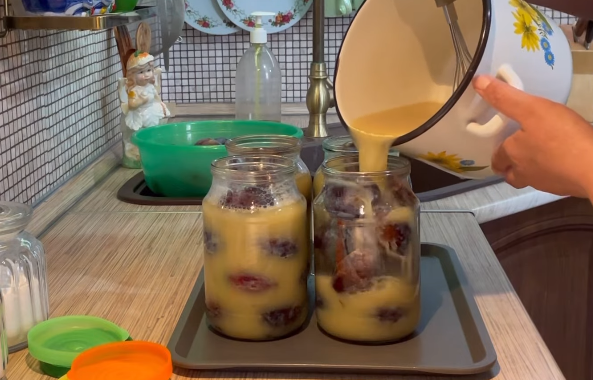 Мариновані сливи з гірчицею на зиму - чудова закуска до м'ясних страв!