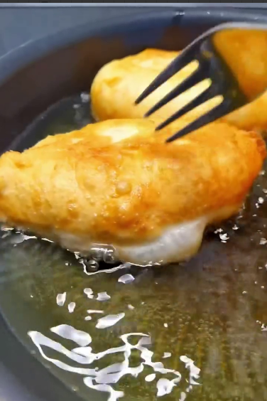 Ви закохаєтесь в цей рецепт назавжди! Найшвидше дріжджове тісто без розстойки на окропі