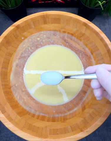 Неймовірно смачні батони з картопляного пюре, що довго не черствіють - не рецепт, а знахідка!