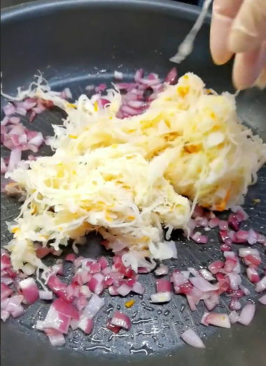 Ви закохаєтесь в цей рецепт назавжди! Найшвидше дріжджове тісто без розстойки на окропі