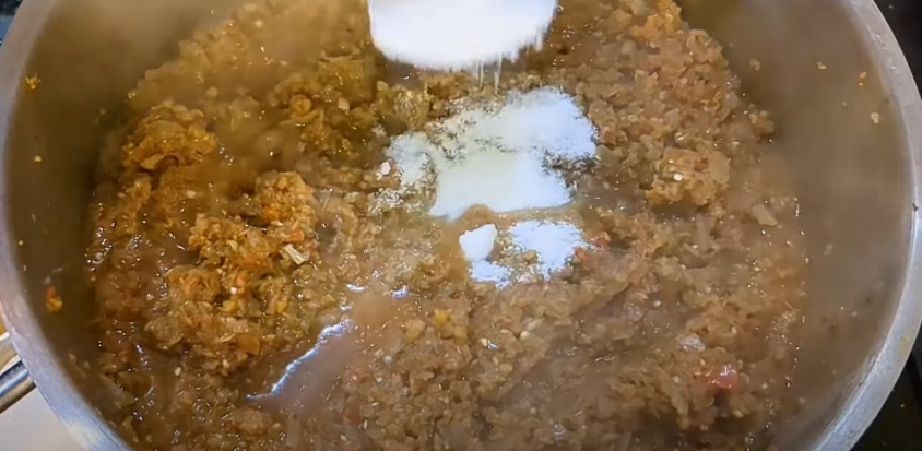 Найсмачніша ікра з баклажанів на зиму! Без оцту та стерилізації! Така заготовка зберігається у квартирі