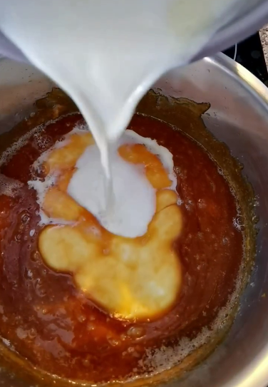 Неймовірно смачна, повітряна, домашня карамель лише з 3 інгредієнтів. Так Ви ще не готували, а даремно!