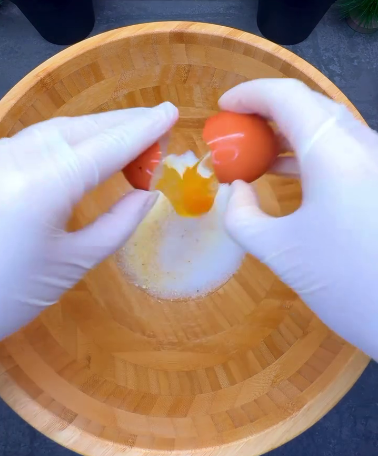 Беру 1 яйце і готую БЕЗ міксера! Ніжний лимонний пиріг на швидку руку! Смачний та бюджетний рецепт.