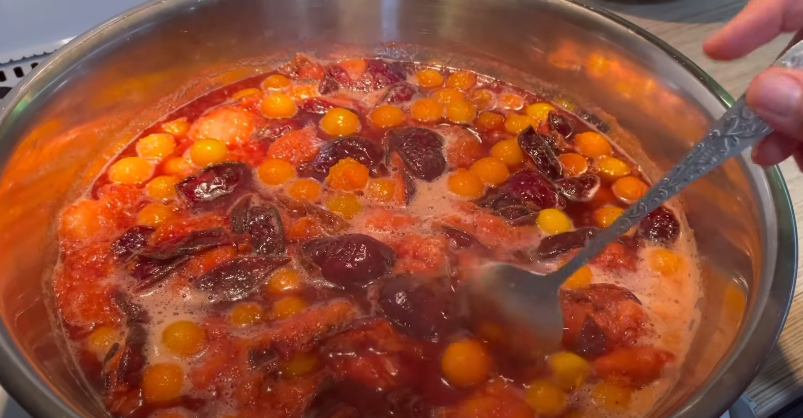 Це найсмачніший соус до шашлика! Грузинський соус «Ткемалі» зі сливи на зиму!