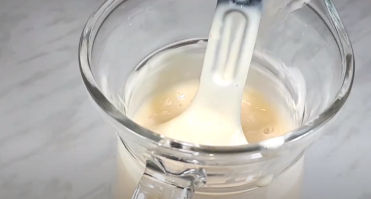 Приготуйте цей простий десерт і Ви будете у захваті! Желе з ряжанки - це чудовий, легкий десерт БЕЗ випічки