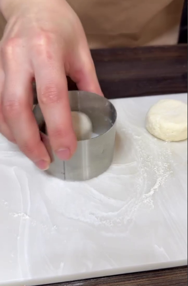 Показую, як приготувати, ті самі ІДЕАЛЬНІ СИРНИКИ, як в ресторанах! Тепер готую тільки так!