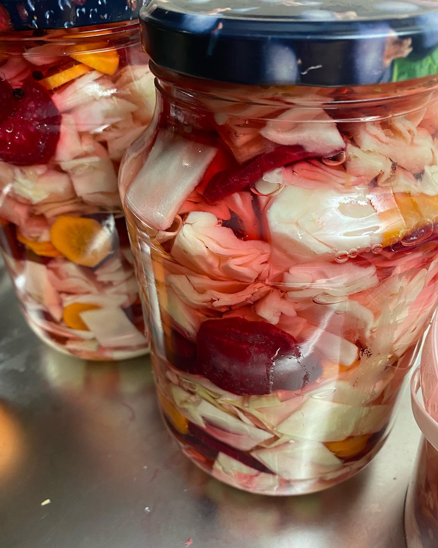 Капуста маринована з буряком "Пелюска" або по-вірменськи - я її відразу багато роблю, бо дуже смачно!