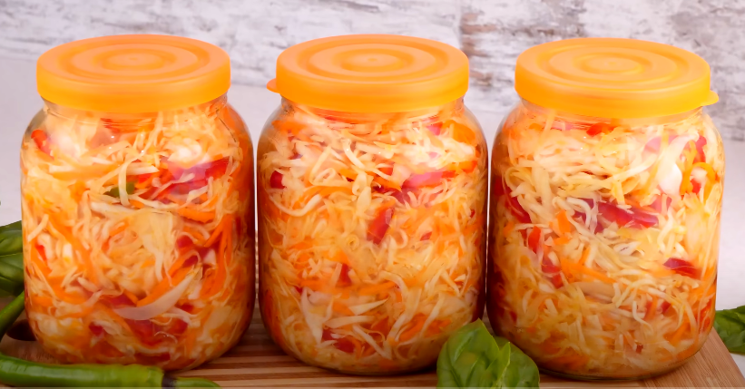 Маринована капуста, що підкорила мільйони! Салат із капусти на зиму без варіння та стерилізації