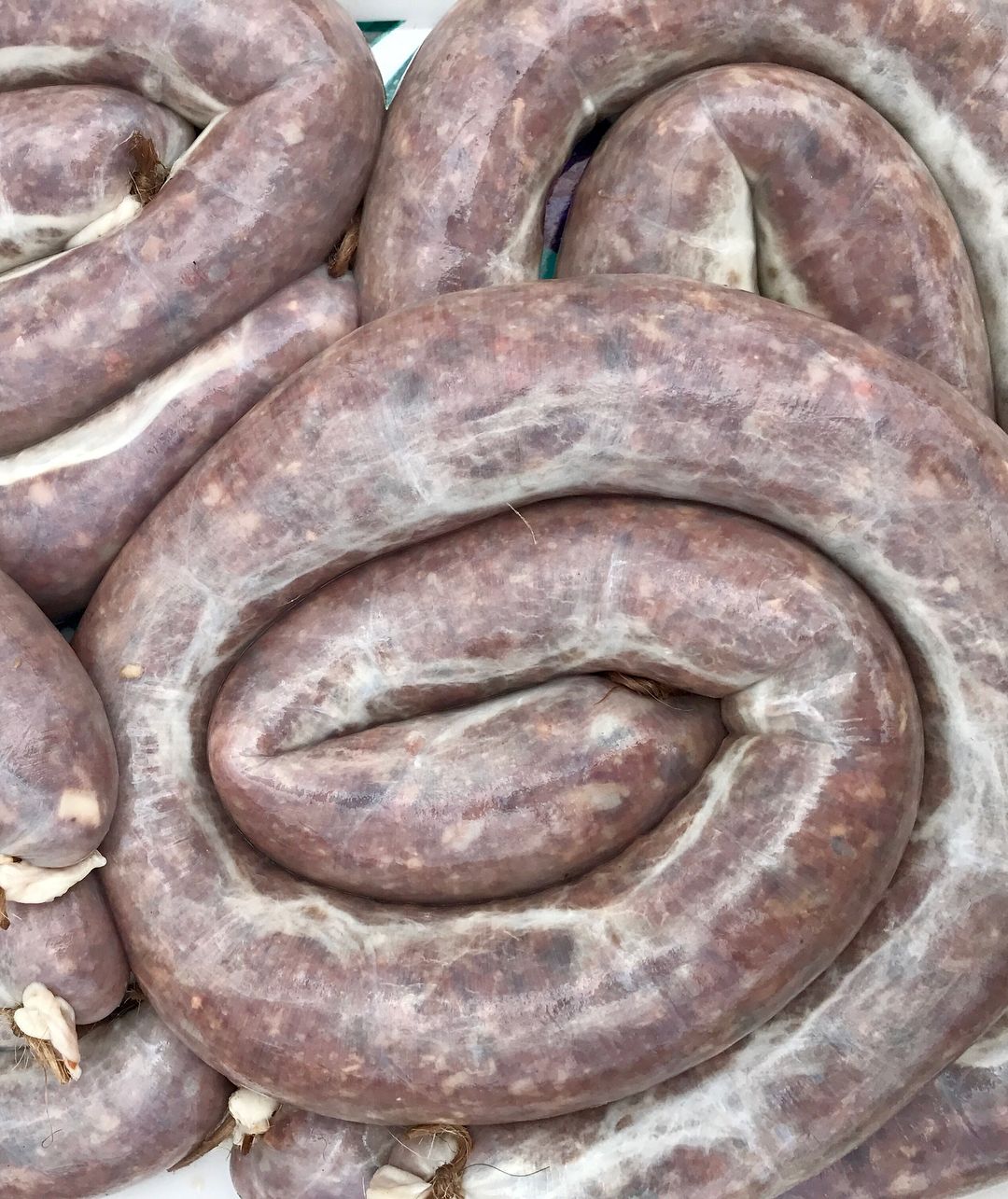 Ця страва перевершила всі мої очікування! Кавказька "Сохта" - це ніжні і неймовірно смачні домашні ковбаски із субпродуктів (смак не порівняти ні з чим)