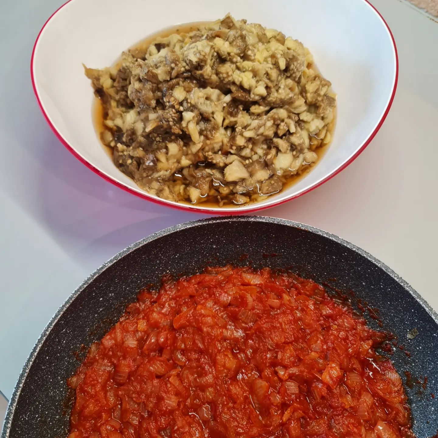 Це мій фаворит, вона просто божественна! Баклажанну ікру тепер готую так! Саме ця ікра має яскраво виражений смак баклажанів!