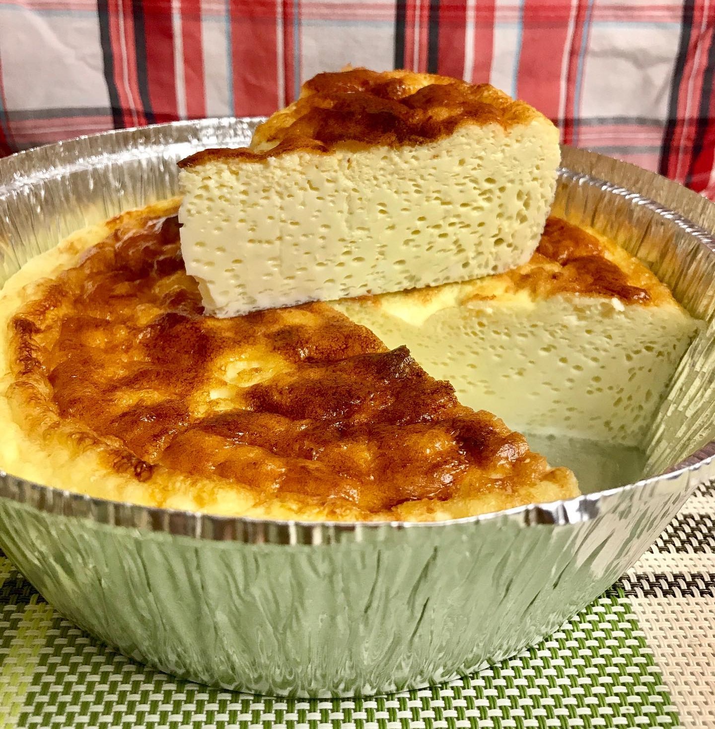 Такий ОМЛЕТ на сніданок із задоволенням їдять і діти і дорослі! Беру молоко і яйця - перемішую і в духовку!