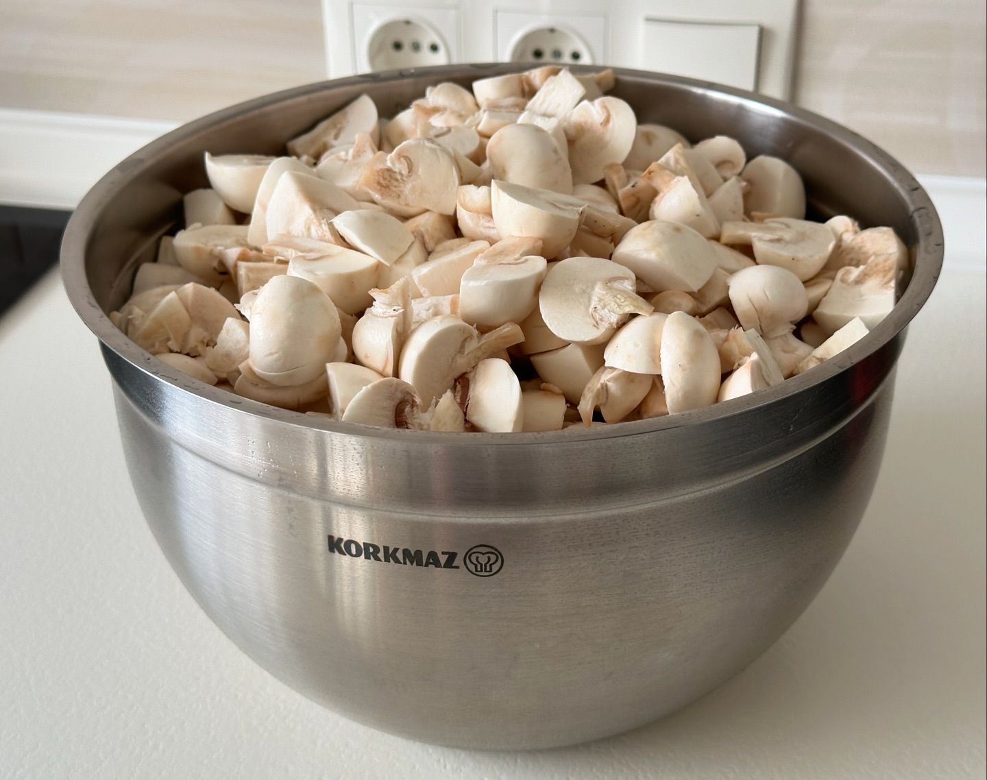 Баклажани з грибами - це найсмачніша ікра з баклажанів! Вона у мене була перша в списку того, що я закриватиму цього сезону!